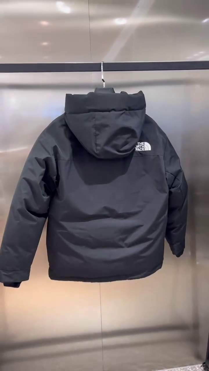 Goose down waterproof down jacket - Image 3